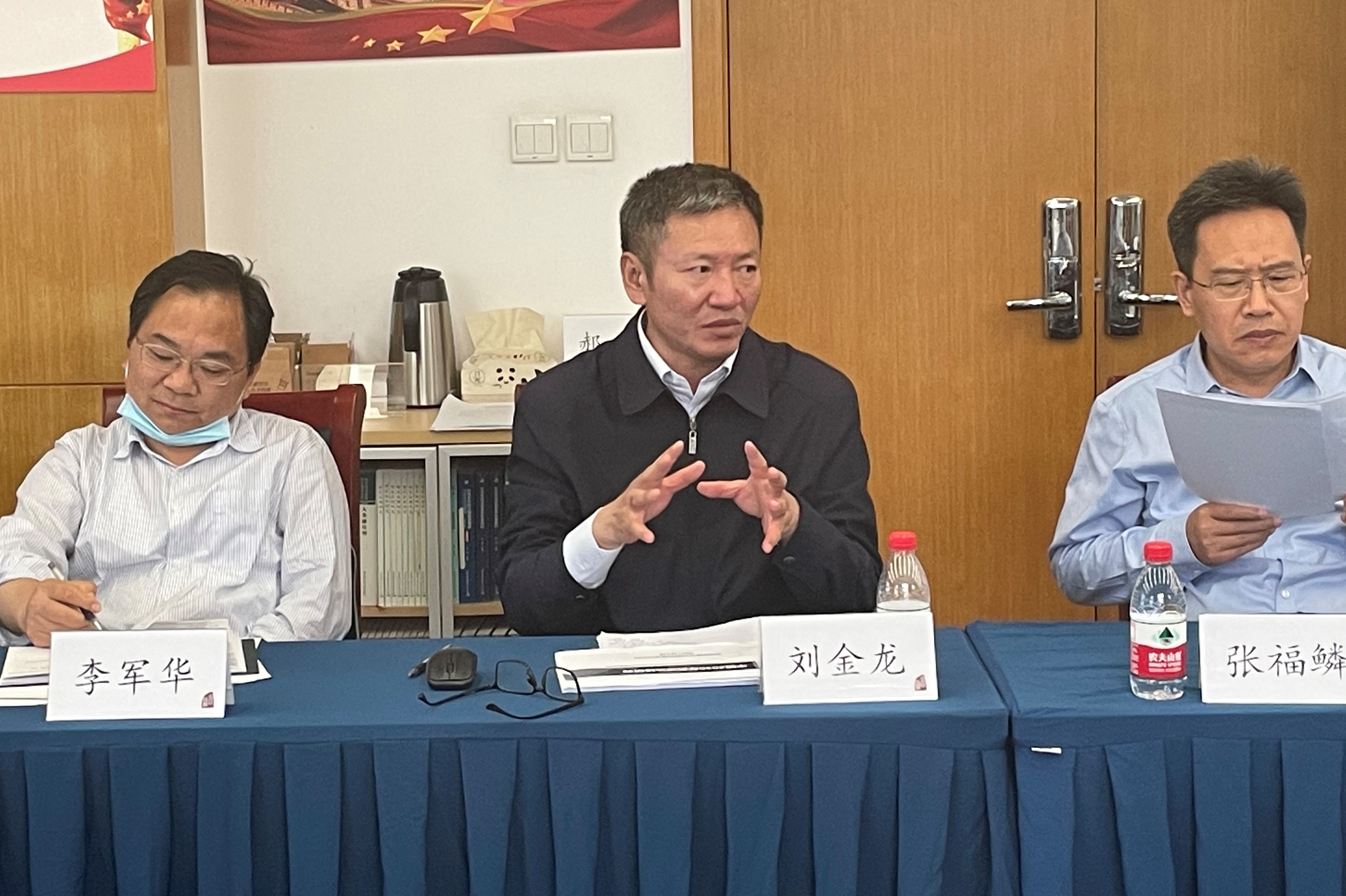 fe496f5c6ffe4732814a9a978ec4299b.jpg fe496f5c6ffe4732814a9a978ec4299b.jpg